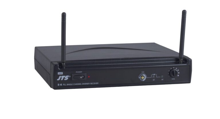 JTS E-6 UHF single channel PLL diversity receiver 16 Selectable Channels