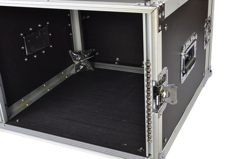 COBRA FC53 19" 8U Standard rack case. 9/10mm plywood.  Depth: 520mm. Lids: 70mm. - Image 5