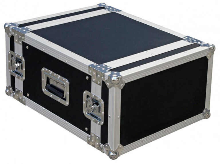 COBRA FC52 19" 6U Standard rack case. 9/10mm plywood.  Depth: 520mm. Lids: 70mm.